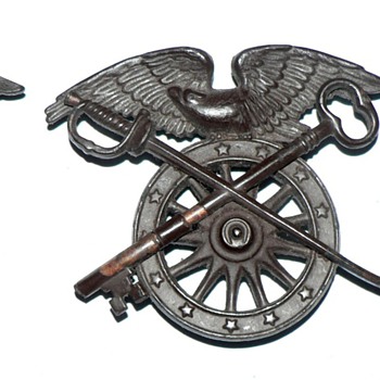Unknown Military Pins and Collar Discs