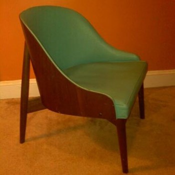 My Favorite Chair, but what is it?? - Furniture