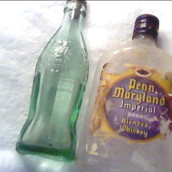 Whiskey Bottle Unknown/Coke bottle 1923 - Bottles