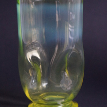 Straw Opal Tumbler - Glassware