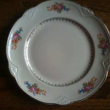 What is this? - China and Dinnerware