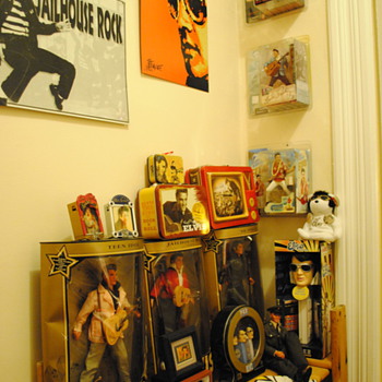 Elvis Memorabilia - Music