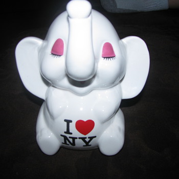 I love New York Elephant Bank - Animals
