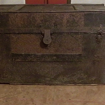 Vintage Trunk  - Furniture