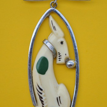 Art Deco Dog Pin / Brooch - 1930's? - Art Deco