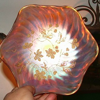 A Very nice handpainted plate - Glassware