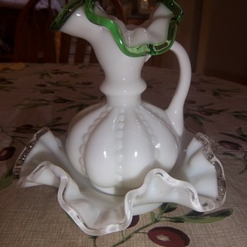 Fenton Emerald Crest Beaded Melon and Silver Crest Bowl