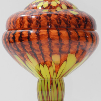 Czech Deco Export covered sweet dish. - Art Glass