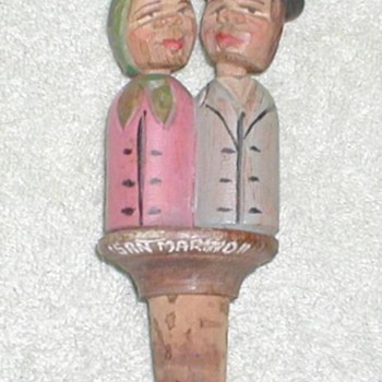 Carved Cork Kissing Couple - San Marino - Folk Art