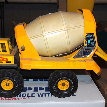 Vintage TONKA 3905 Turbo Diesel Cement Truck - Model Cars