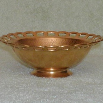 Stouffer Studio Gold Reticulated Bowl