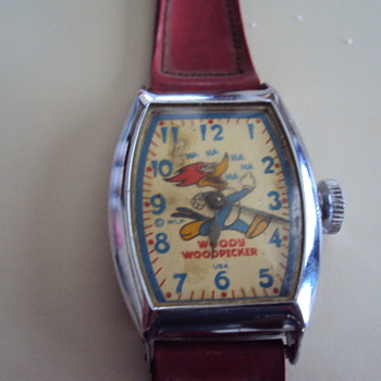 Woody woodpecker wrist watch. Original red strap?