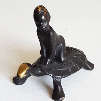 Rare Richard Rohac bronze African boy on turtle - Art Deco