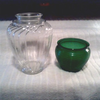 Syndicate Sales Inc. (Hoosier Glass) / National Potteries Floral Vases