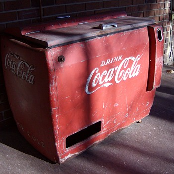 1942 Coke Machine