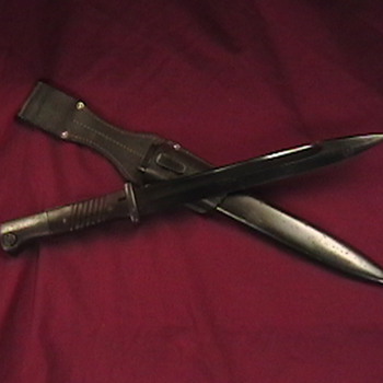 WW II German Kriegsmarine Bayonet and Frog - Military and Wartime