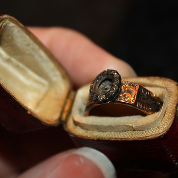 Civil War Gold Mourning Ring?