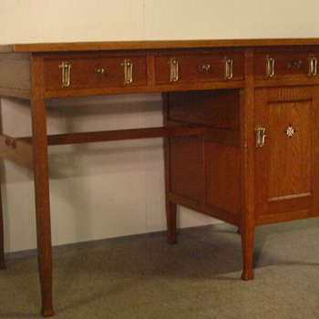 Dutch desk ''Onder den Sint Maarten''