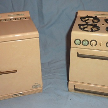 Arthur Martin Stove & Freezer ,Toys or Salesman Samples?