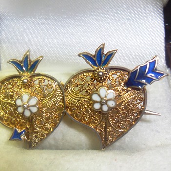Chinese Gold plated Silver Filigree Heart Brooch 