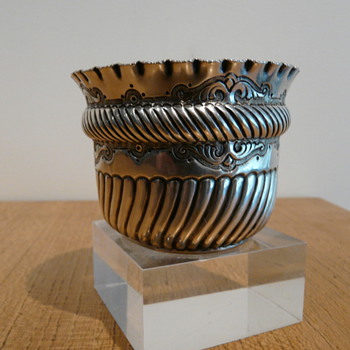REPOUSSÉ STERLING SUGAR BOWL / TUMBLER CUP 1886