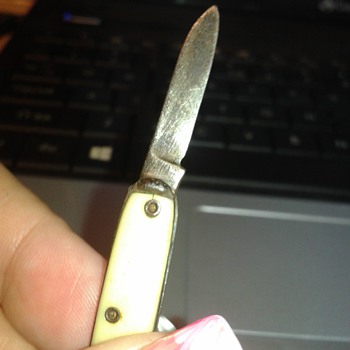 My knife like my daddy's 