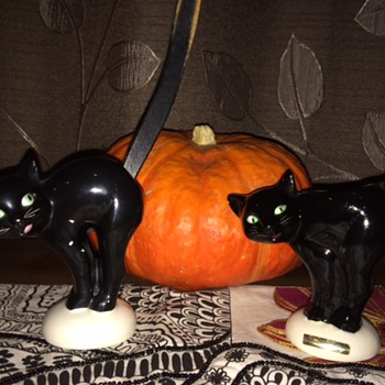 Halloween black cat figurines - Figurines