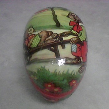 VINTAGE CANDY CONTAINER