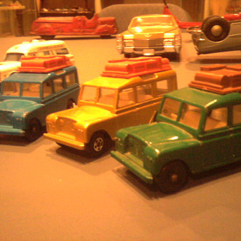 Matchbox Land Rover Safaris...All three colors too.