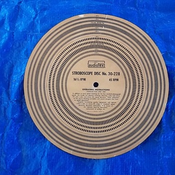 VINTAGE TURNTABLE STROBESCOPE CALIBRATING DISC - Electronics