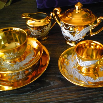 golden dragon tea set - Asian