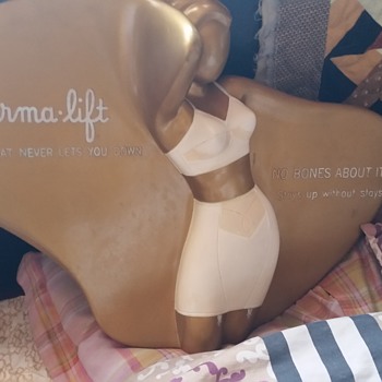 Perma Lift Half Mannequin No Bones About it! - Art Deco