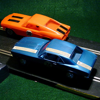 Revell Camaro & Mustang Pairs - Came From a Race Set - Model Cars