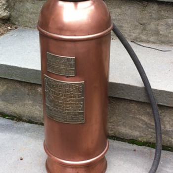 Knight & Thomas inc. Underwriters Fire Extinguisher No.7 - Firefighting