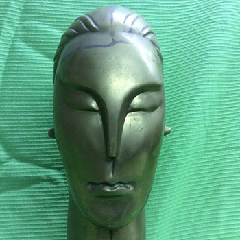 Brass Bust Machine Age Haganuer? - Figurines