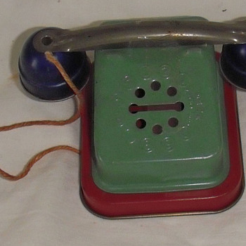 Toy telephone bank