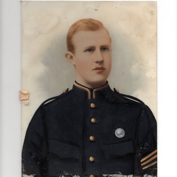 What uniform is he wearing? - Photographs