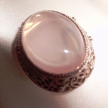 Chinese silver rose quartz oval brooch - Fine Jewelry