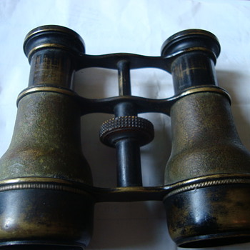 binoculars