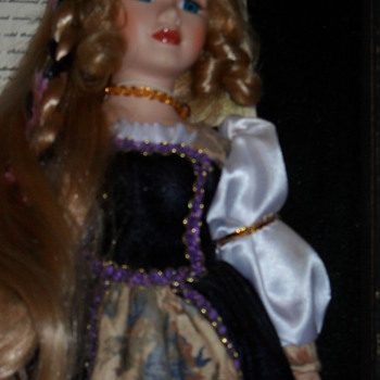 holly, shes a ashley belle porcilain doll - Dolls