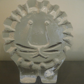 Lisa Larson Lion??