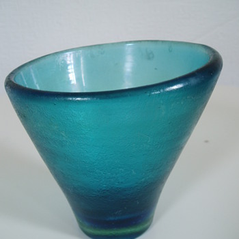 VENINI MURANO CORROSO VASE