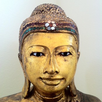 19th Century Mandalay Buddha with glass mosaic - Asian