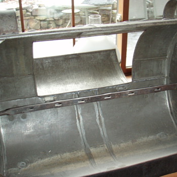 Reflector Oven (or tin kitchen)