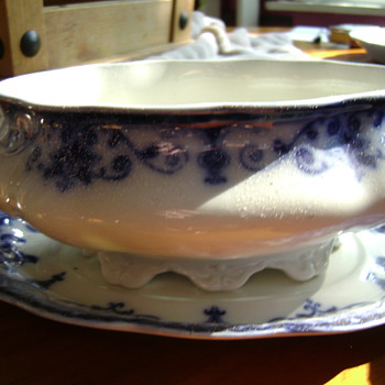 FLO BLUE DINNERWARE SET-JOHNSON BROTHERS UK, EARLY 1900's - China and Dinnerware