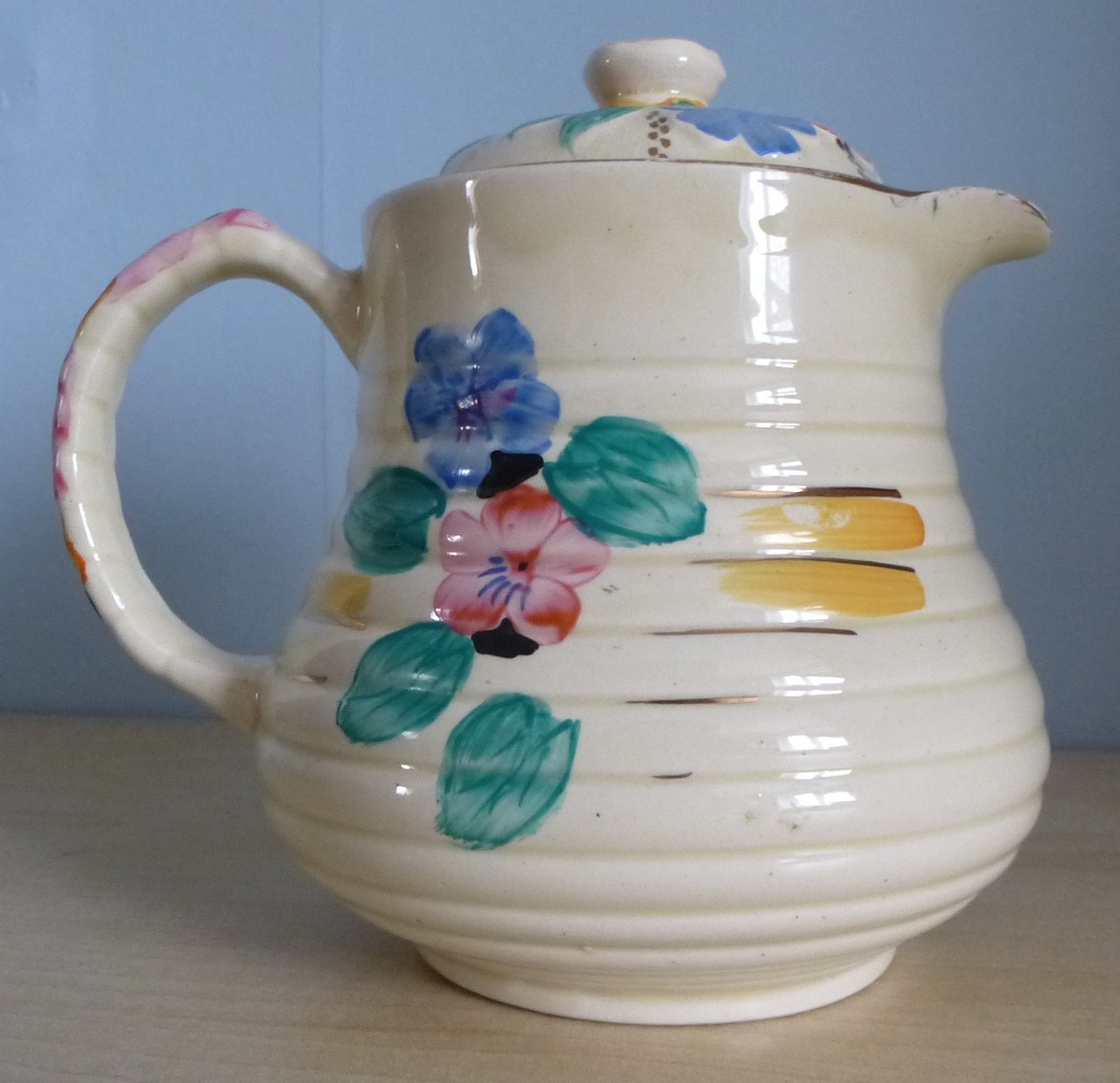 Vintage teapot unknown make Collectors Weekly