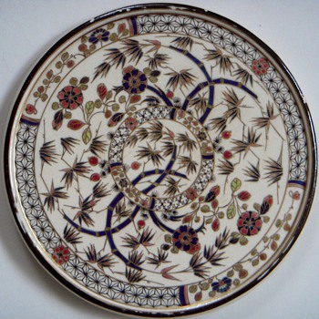 Zsolnay Pecs Trivet, Gold traced Oriental Design,.....date?