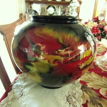 Chinese Vase...Trying to find age. - Pottery
