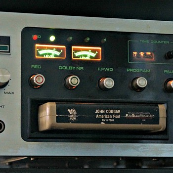 Pioneer H-R100 8 Track Player/Recorder. - Electronics