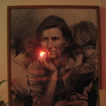 Migrant Mother  ..around 1936 - Posters and Prints